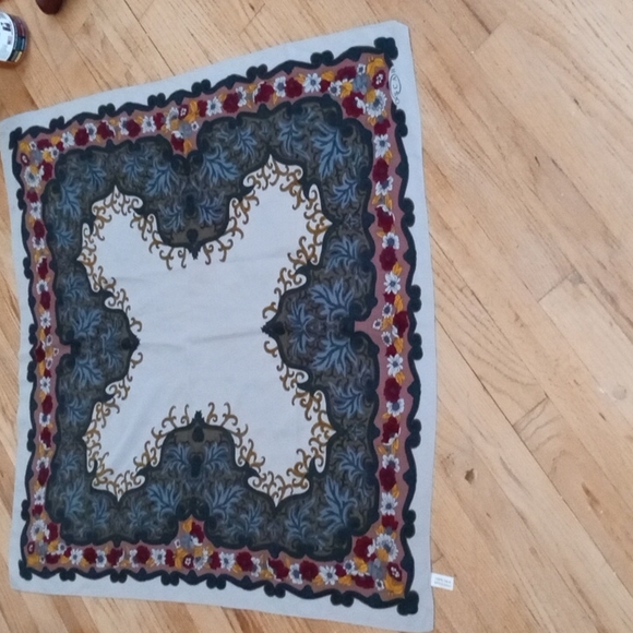 SOLDVintage Oscar de la Renta Silk scarf - Picture 2 of 7